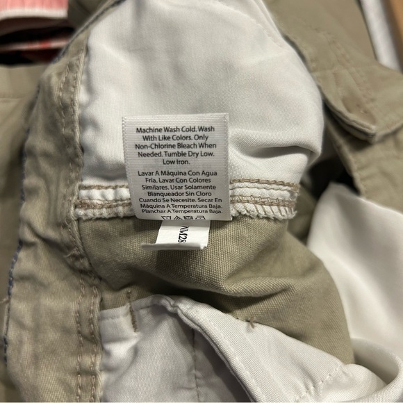 Bundle of 2 Pairs of Men’s George Cargo Shorts in Gray and Khaki, Size 40 - Picture 6 of 15